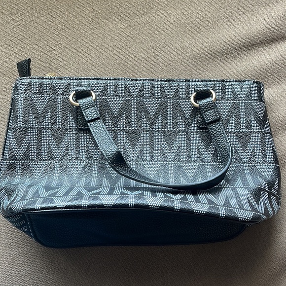 Black MKF bag collection (practically new) - Picture 4 of 7